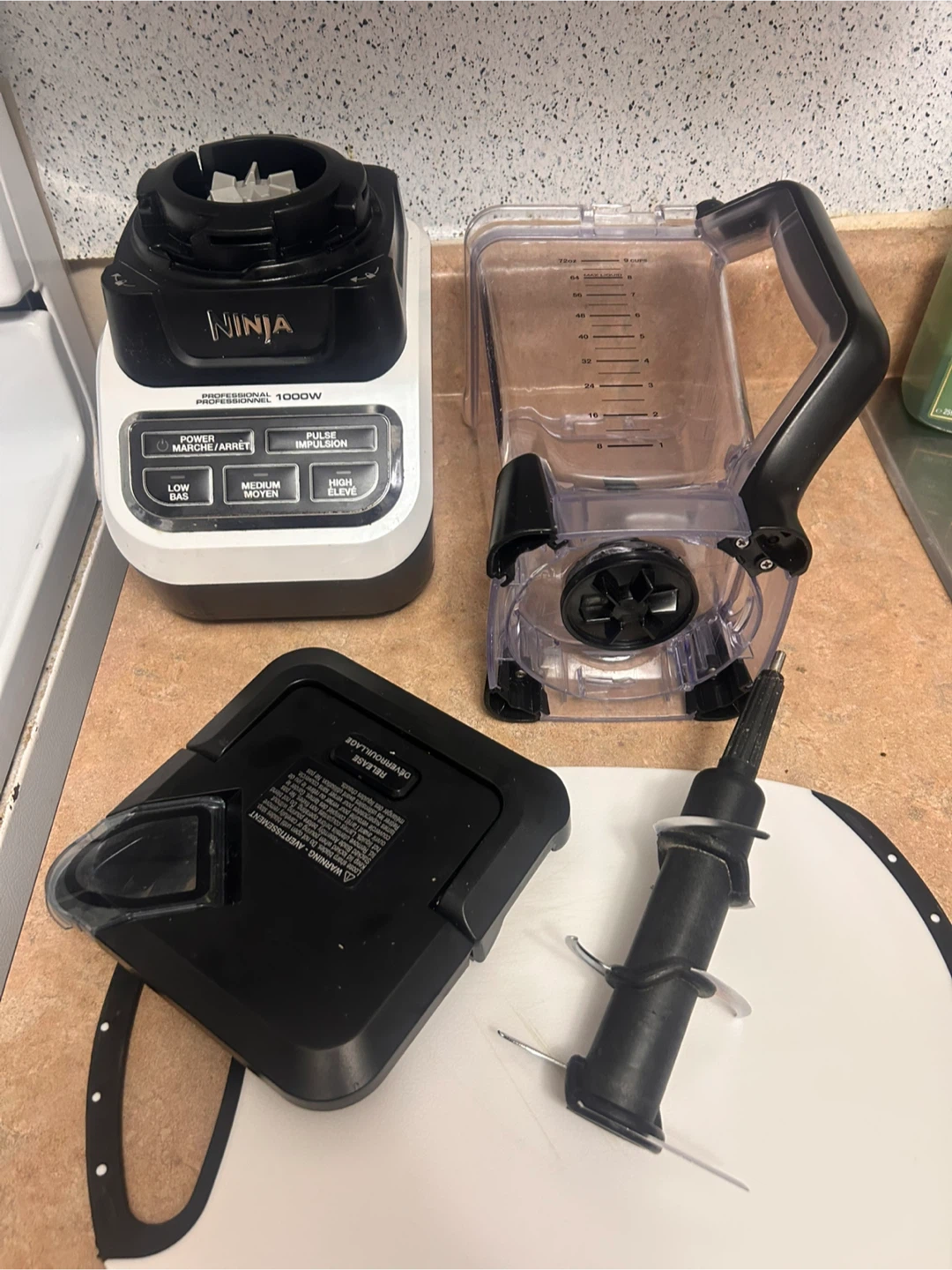 Ninja Professional 1000W Blender - photo 2