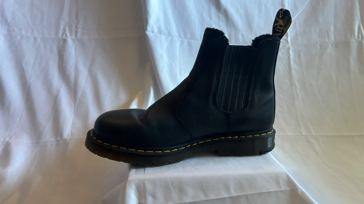 Dr. Martens AirWair Black Leather Fur Lined Chelsea Boots - photo 5
