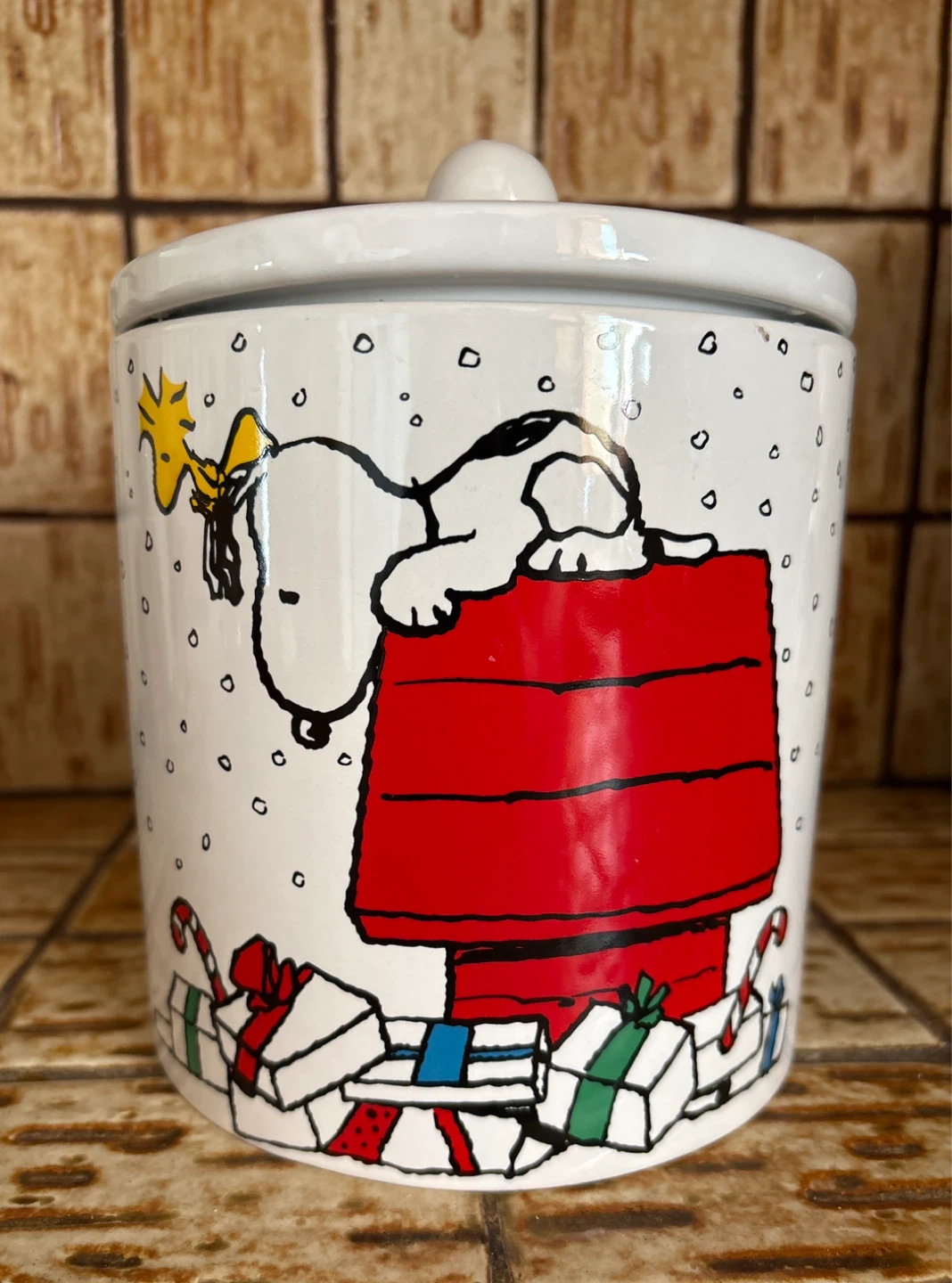 Peanuts Snoopy Christmas Cookie Jar