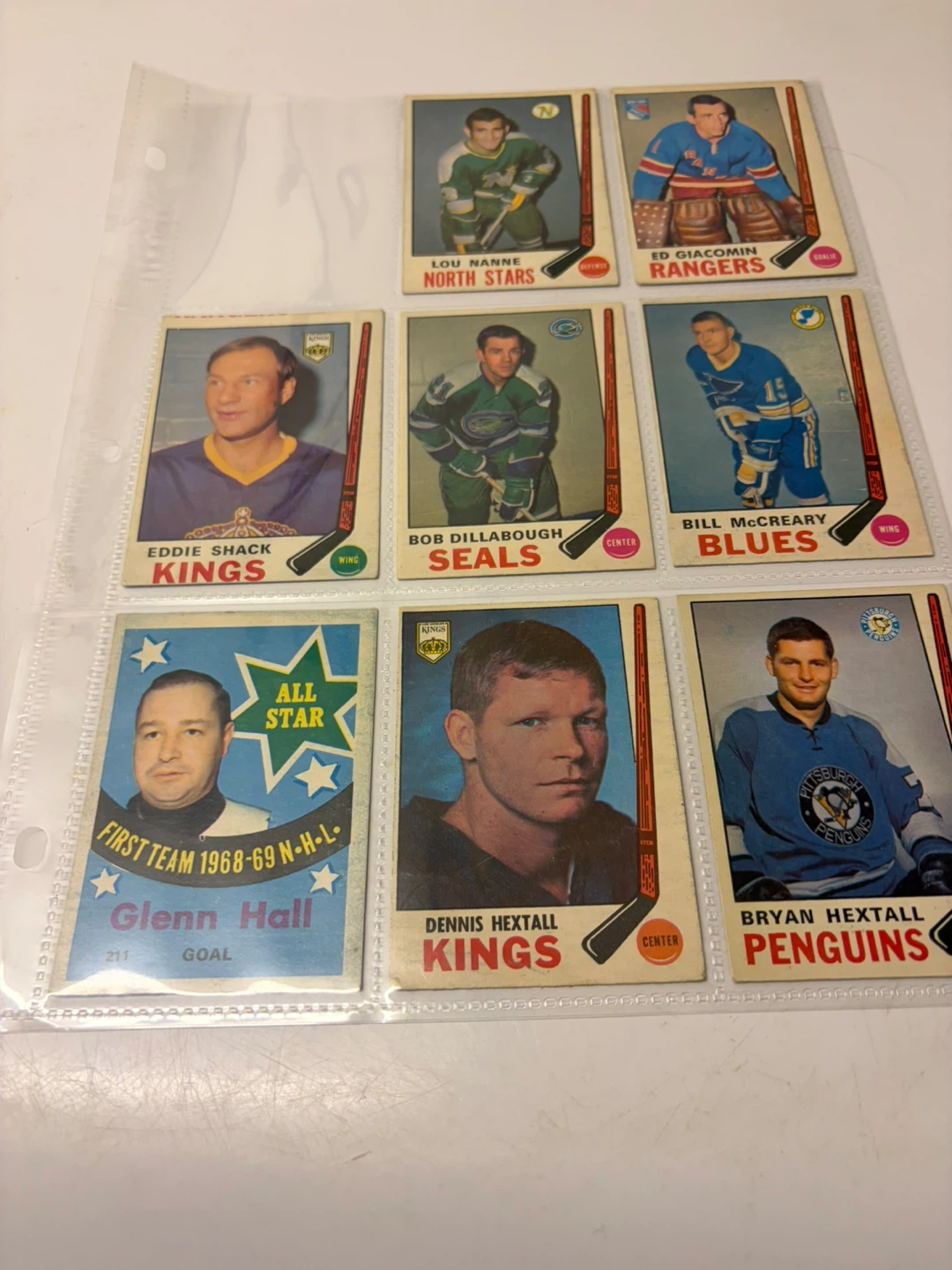 8. 1969-70 O-PEE-CHEE NHL Hockey Trading Cards !