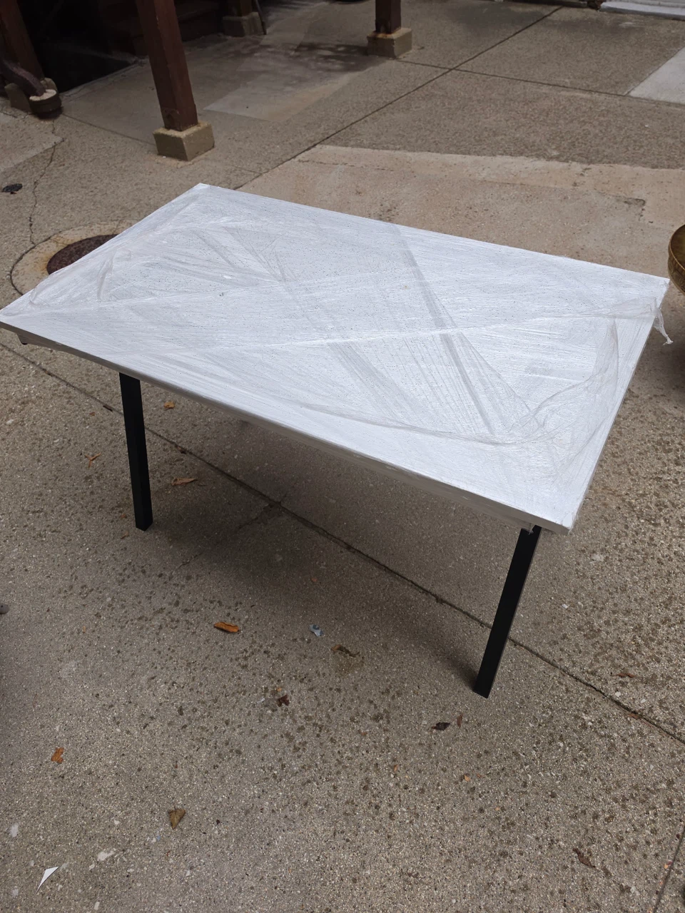 White Top Table/deak with Black Legs - photo 2