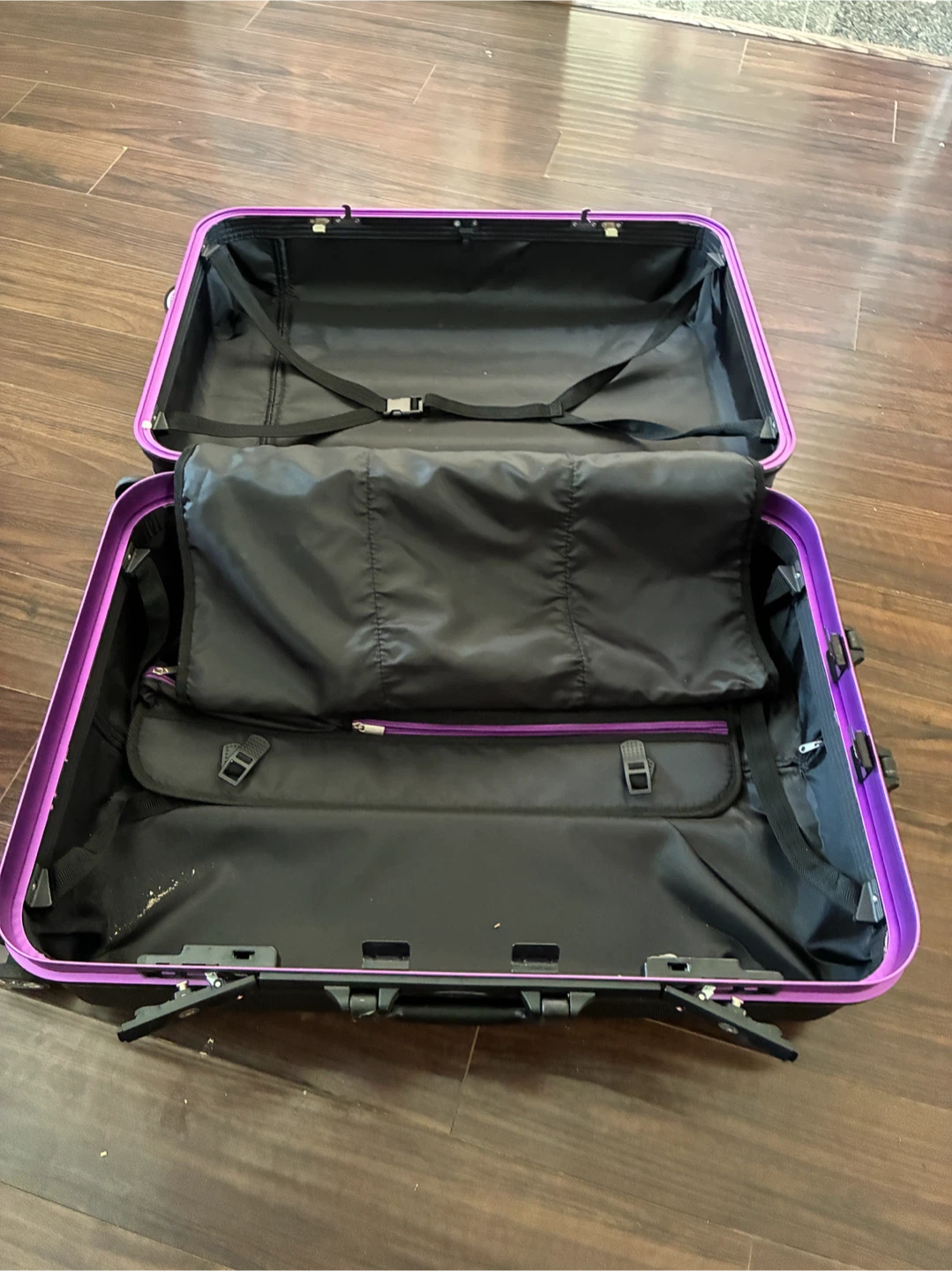Purple and Black Hardside Spinner Suitcase - photo 3