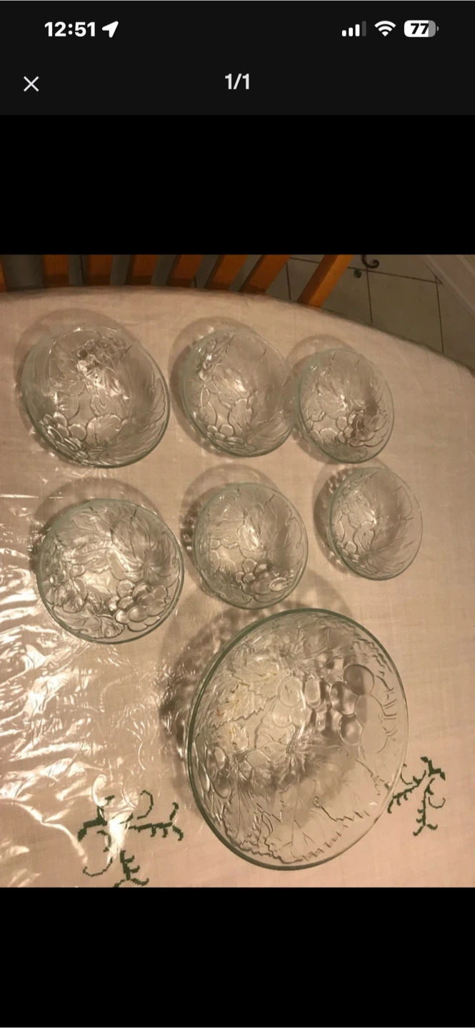 Glass bowls with embossed grape pattern