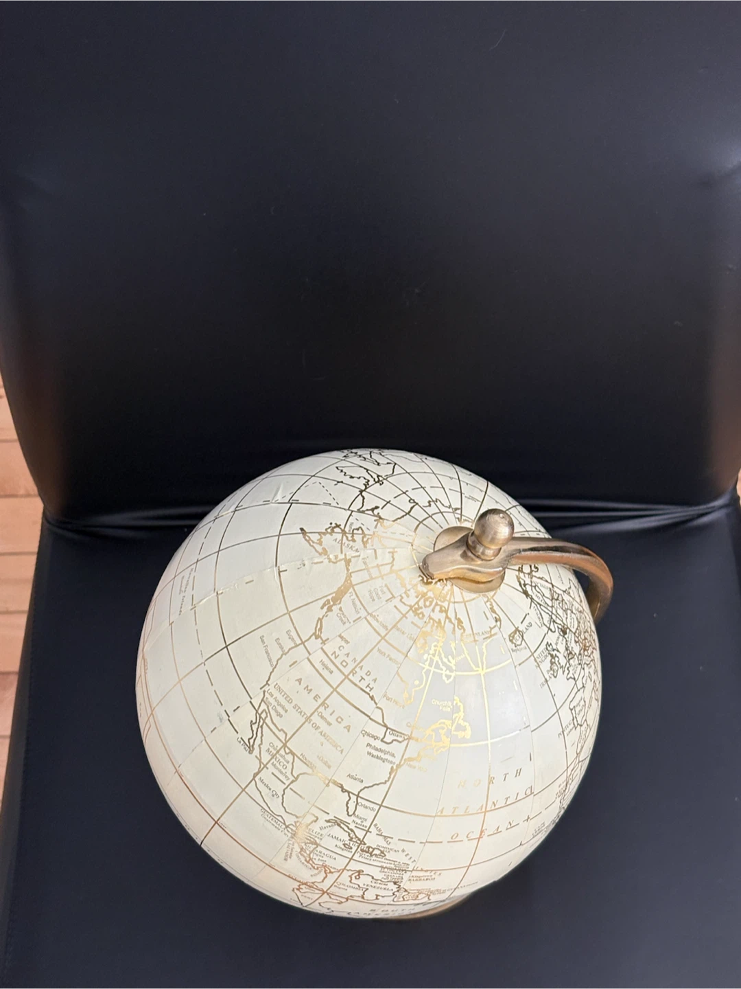 Vintage-Inspired Ivory & Brass Decorative World Globe - photo 3