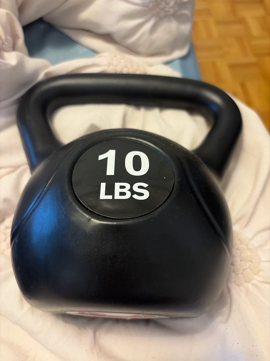 Pickup today - 2 piece 10 LBS Kettlebell - photo 2