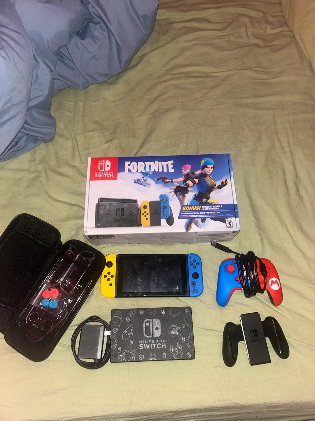 Nintendo Switch Fortnite Edition Console