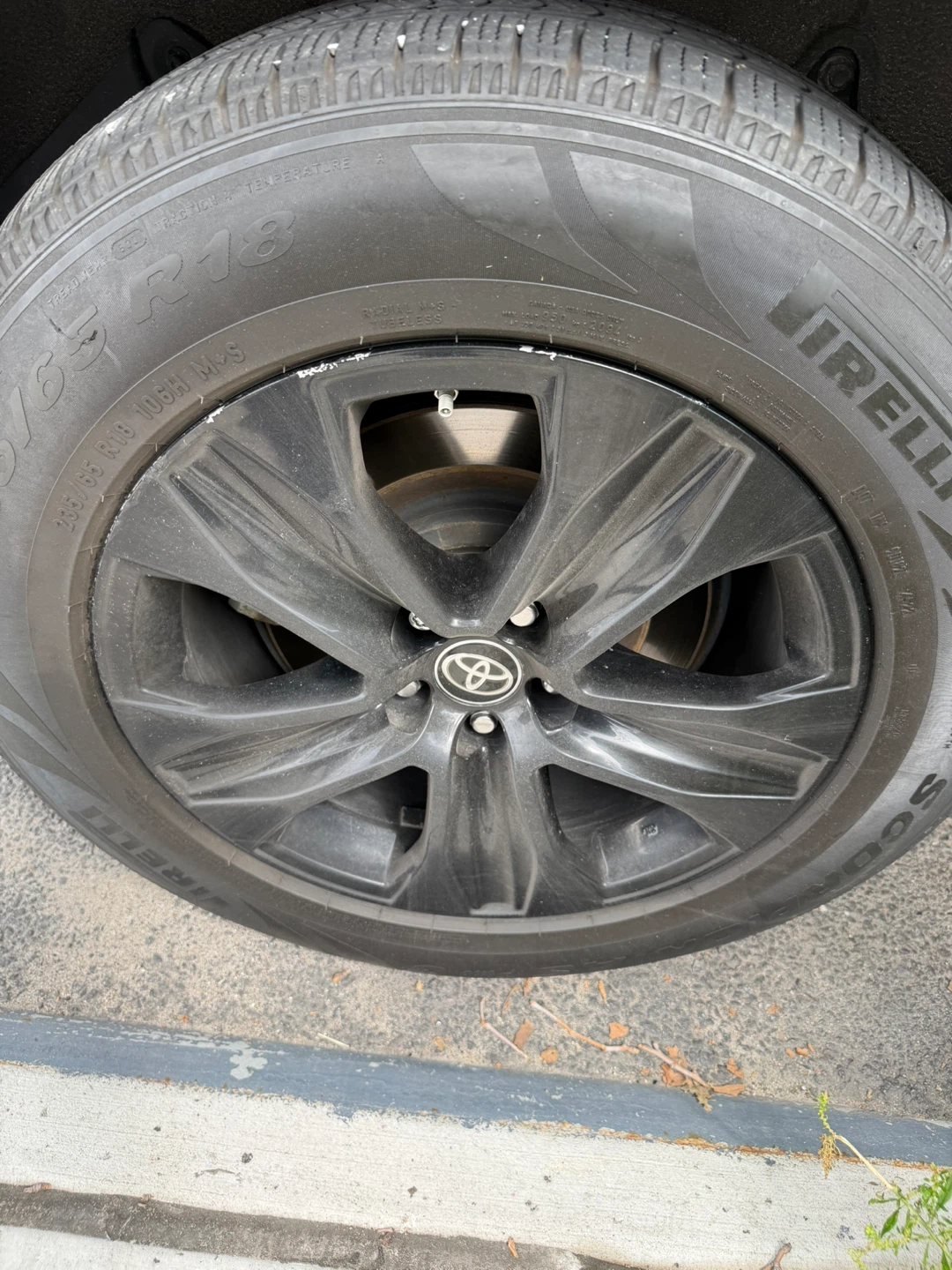 Toyota Highlander 2022 Wheels with Tires and Sensors - photo 4