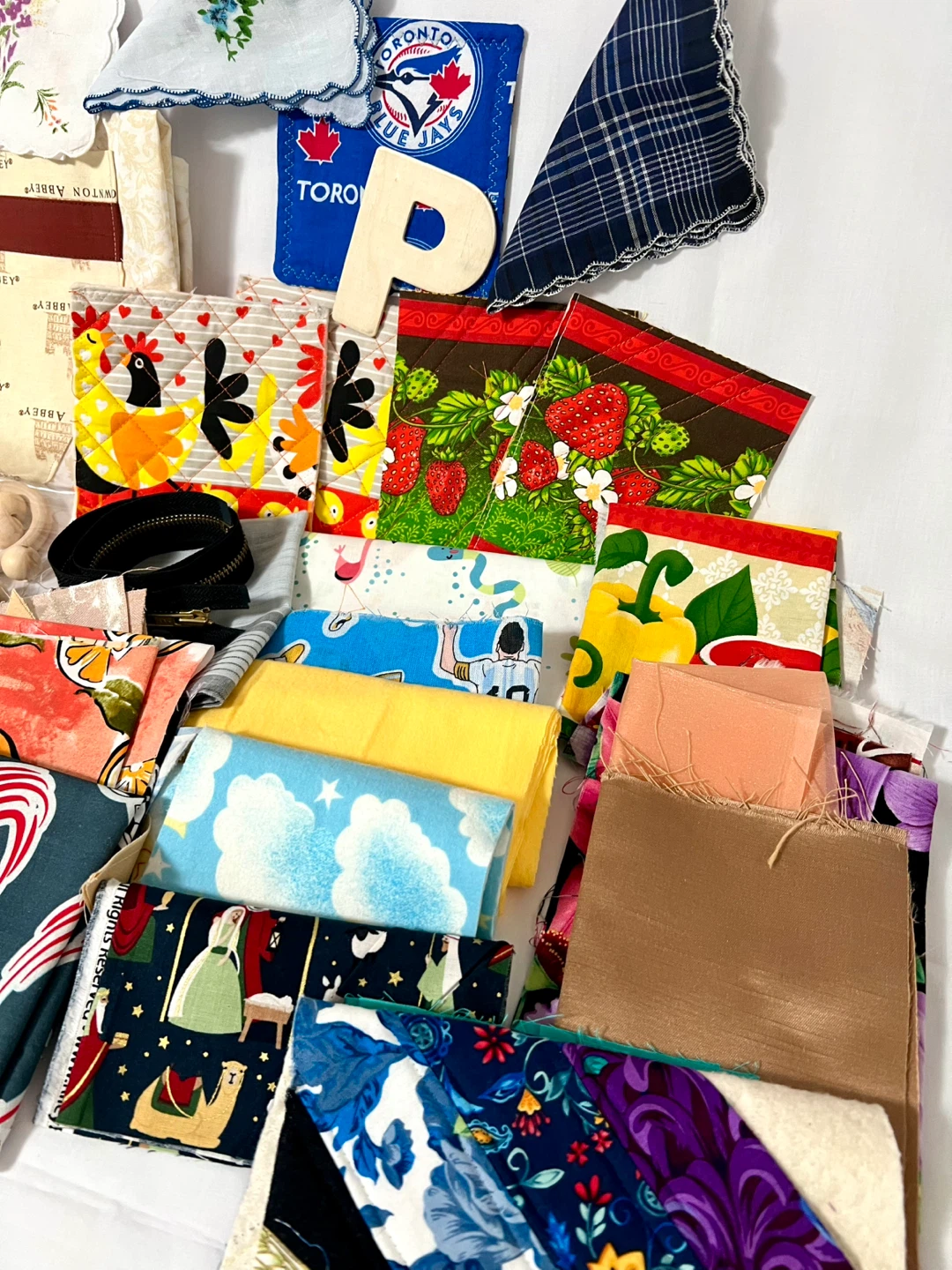 Fabric, Craft, and Sewing Notions Bundle - photo 3