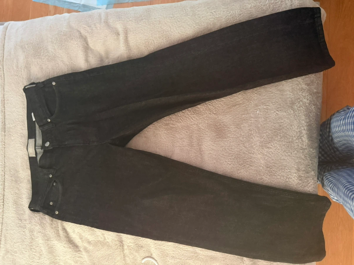 Everlane The Riveted Straight Leg Jeans