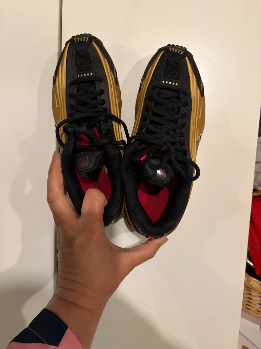 Nike Shox Shoes Gold Black Men's Size 37