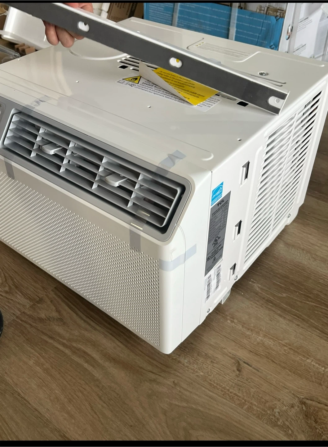 TCL Window Air Conditioner - photo 2