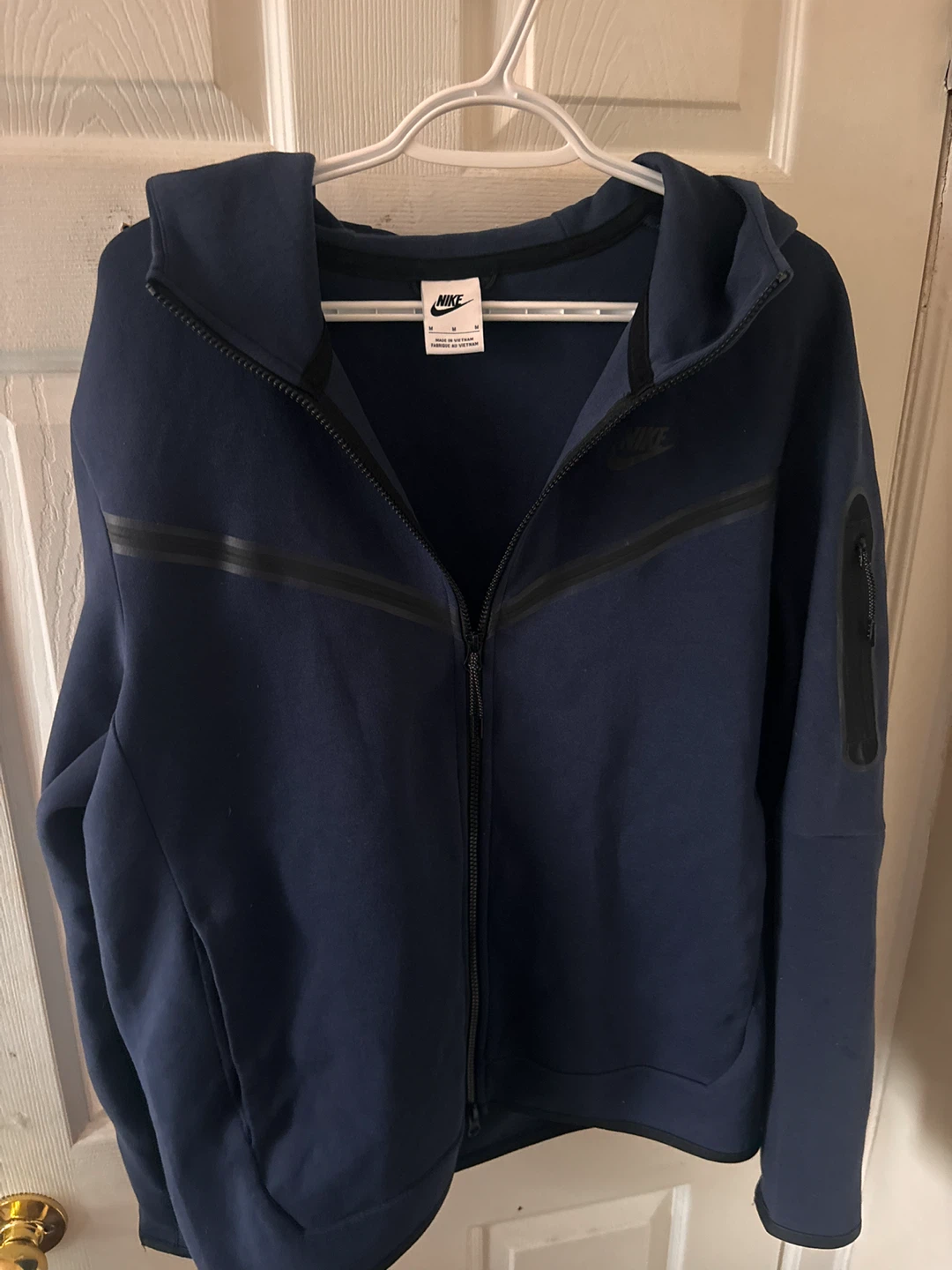 Nike Tech Fleece Full Zip Hoodie size medium