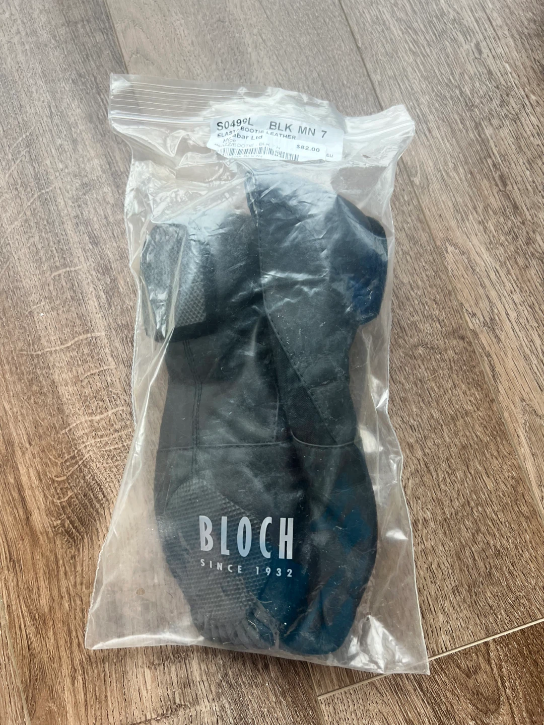 BLOCH Jazz Dance Shoe Size 7 Adults - photo 4