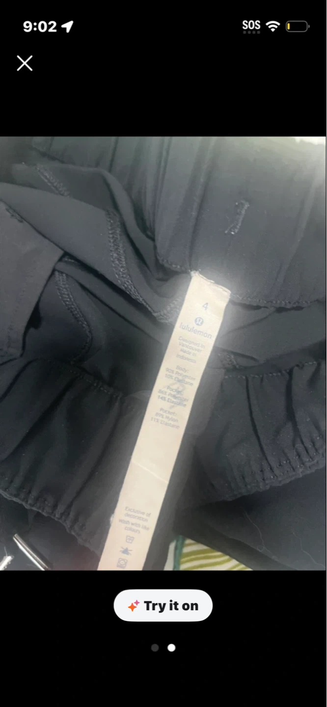 Lululemon Black Pants - Size 4 - photo 2