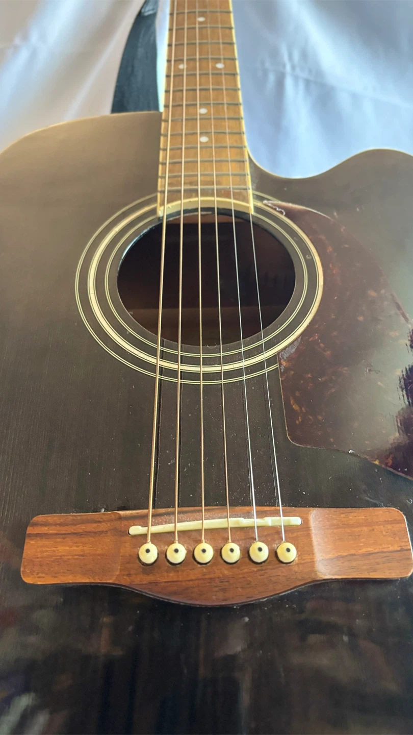 Silvertone Acoustic Guitar - photo 2