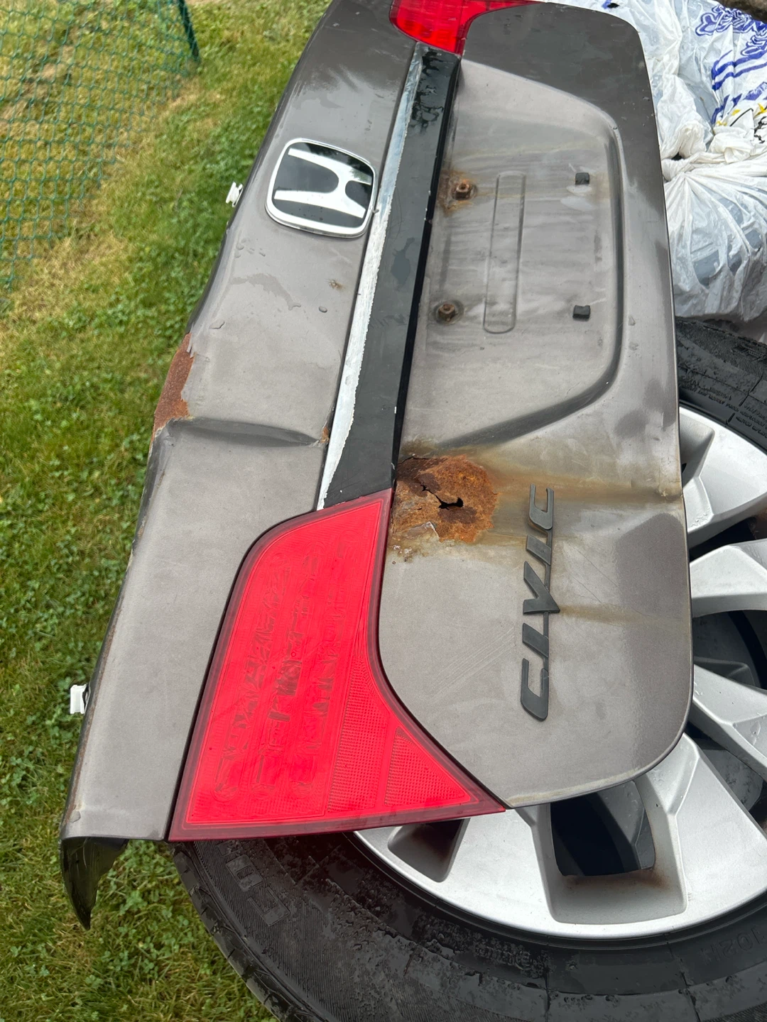Honda Civic Trunk Lid - Grey