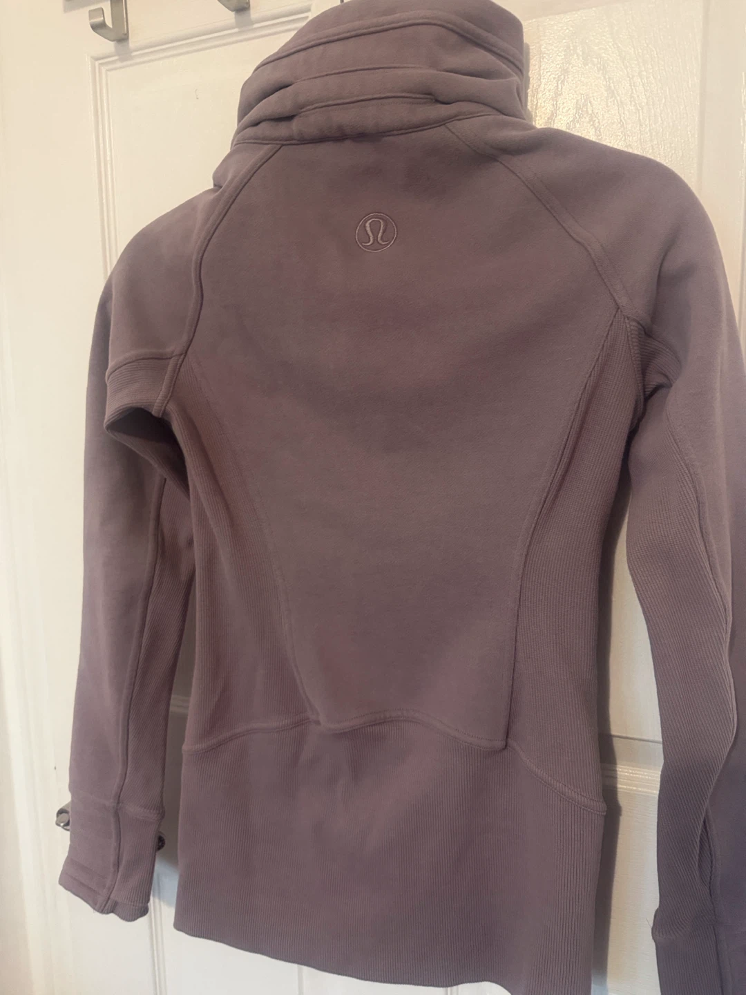 Lululemon Radiant Jacket II Violet Verbena - photo 4