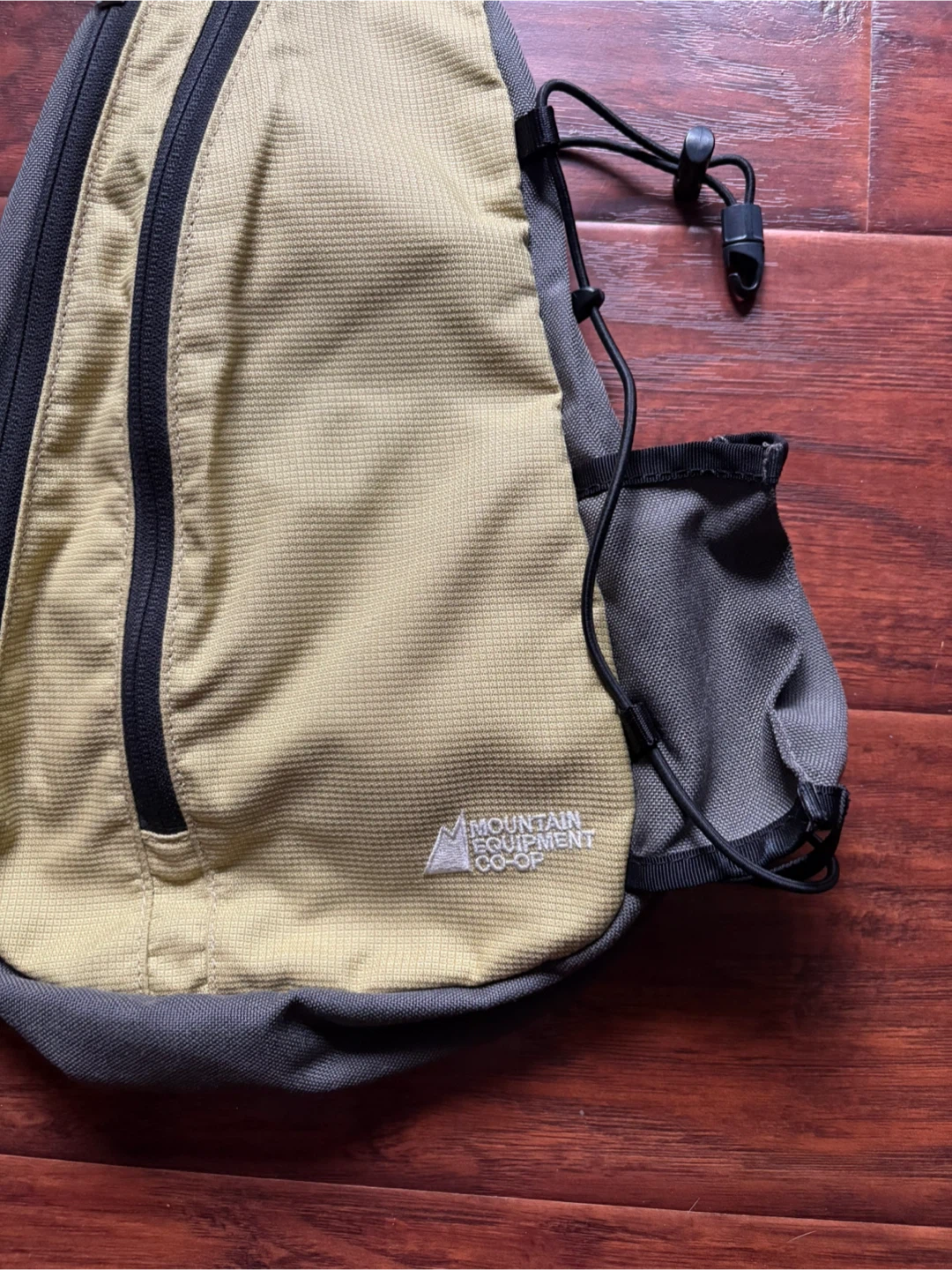 Vintage MEC Mountain Equipment Coop crossbody sling bag - photo 4