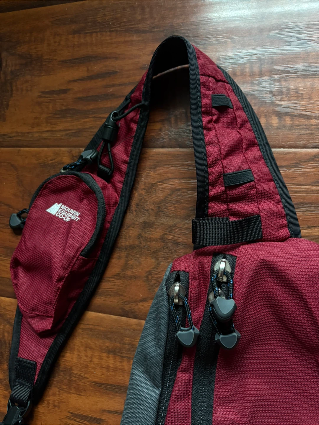Vintage MEC Mountain Equipment Coop crossbody sling bag - photo 4