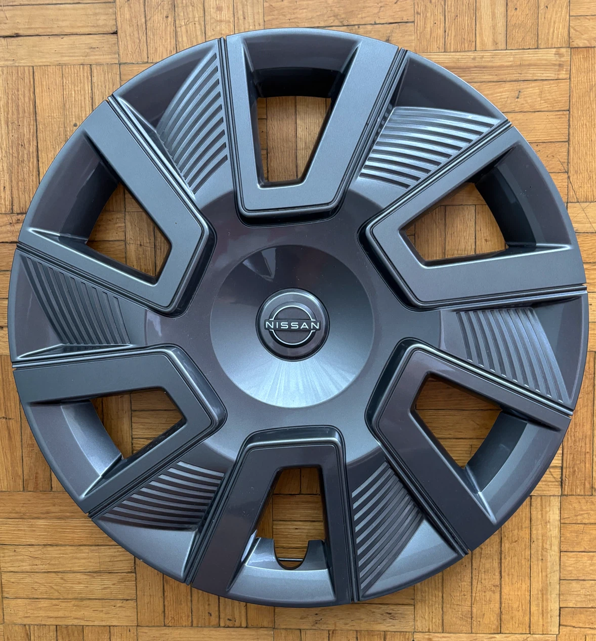 403157LA0C - Wheel Cover 2025-2026 Nissan Kicks - photo 2