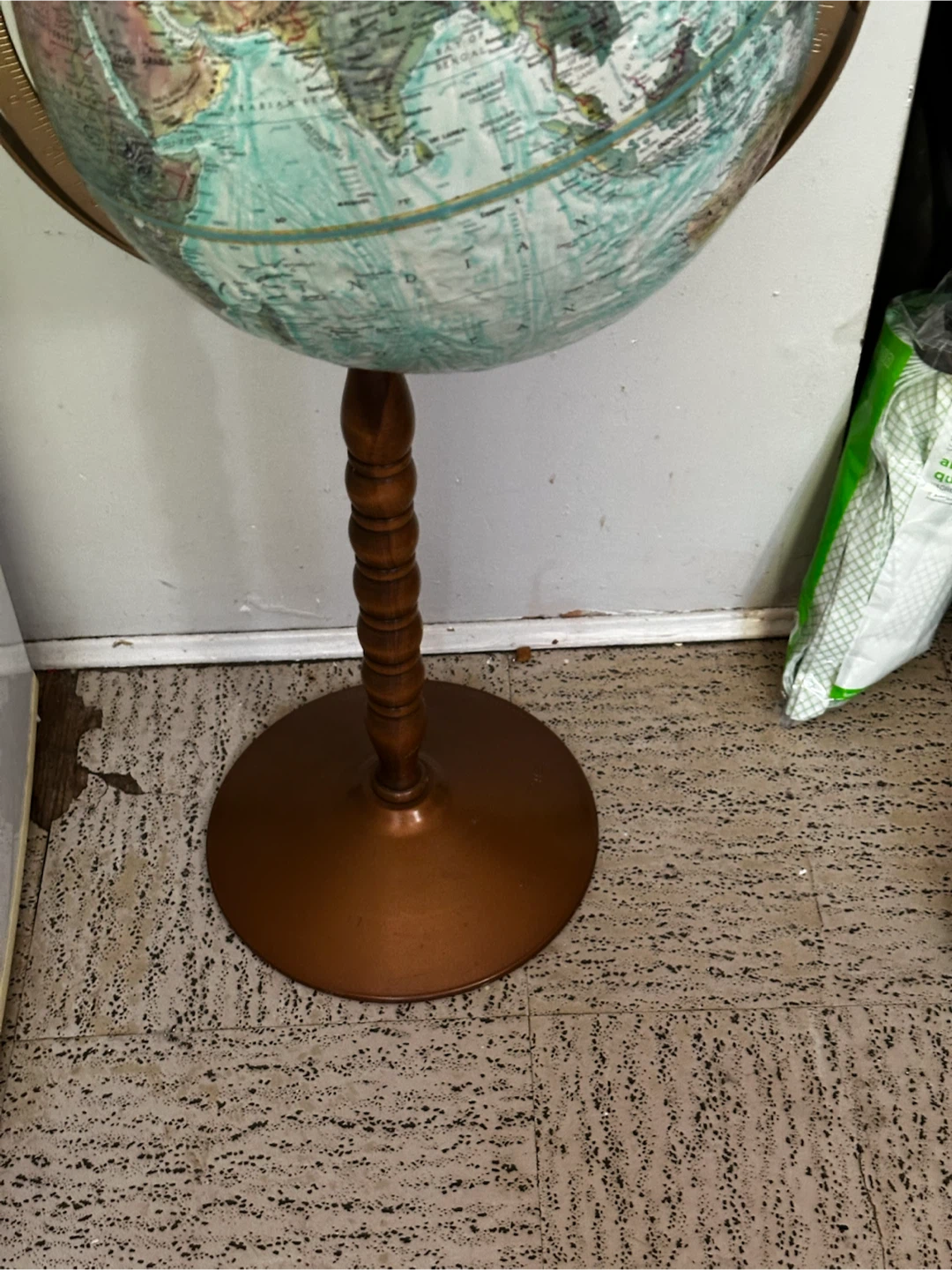 12” floor model oceans globe - photo 3