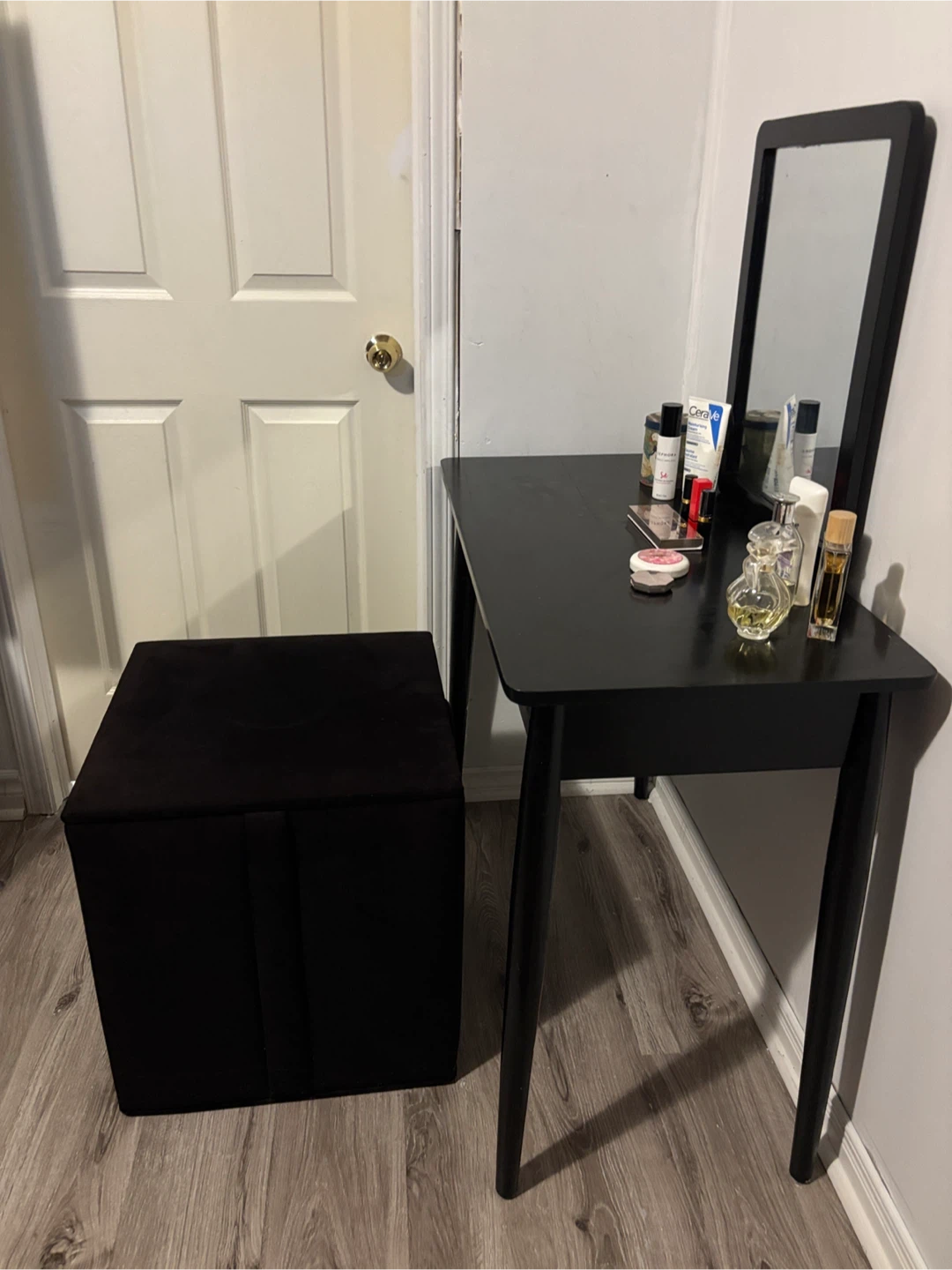 Black Vanity Set with Mirror and Stool - photo 3