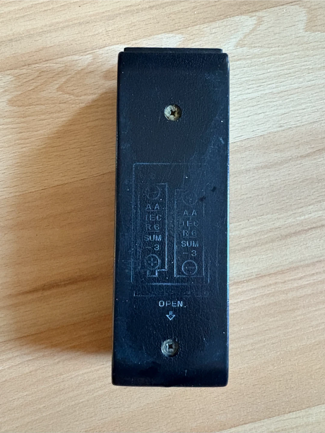 Vintage Hitachi 3 Button TV Remote Control Clicker - photo 2