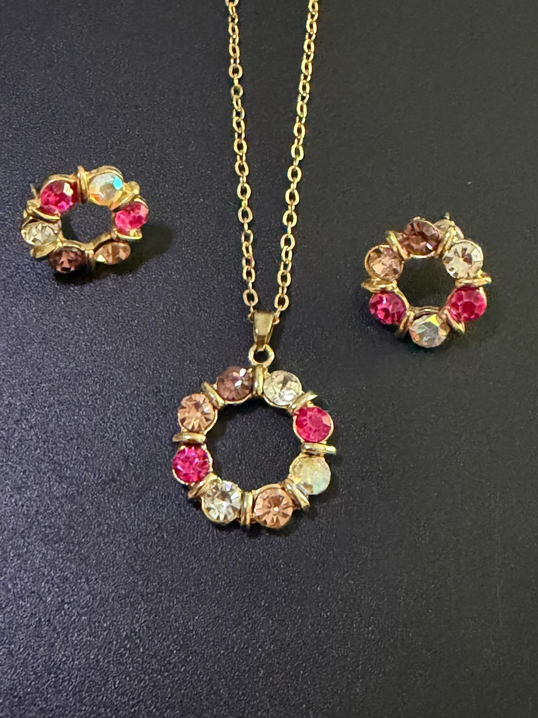 Gold Tone Necklace and Earring Set withMulticoloured Gems - photo 2
