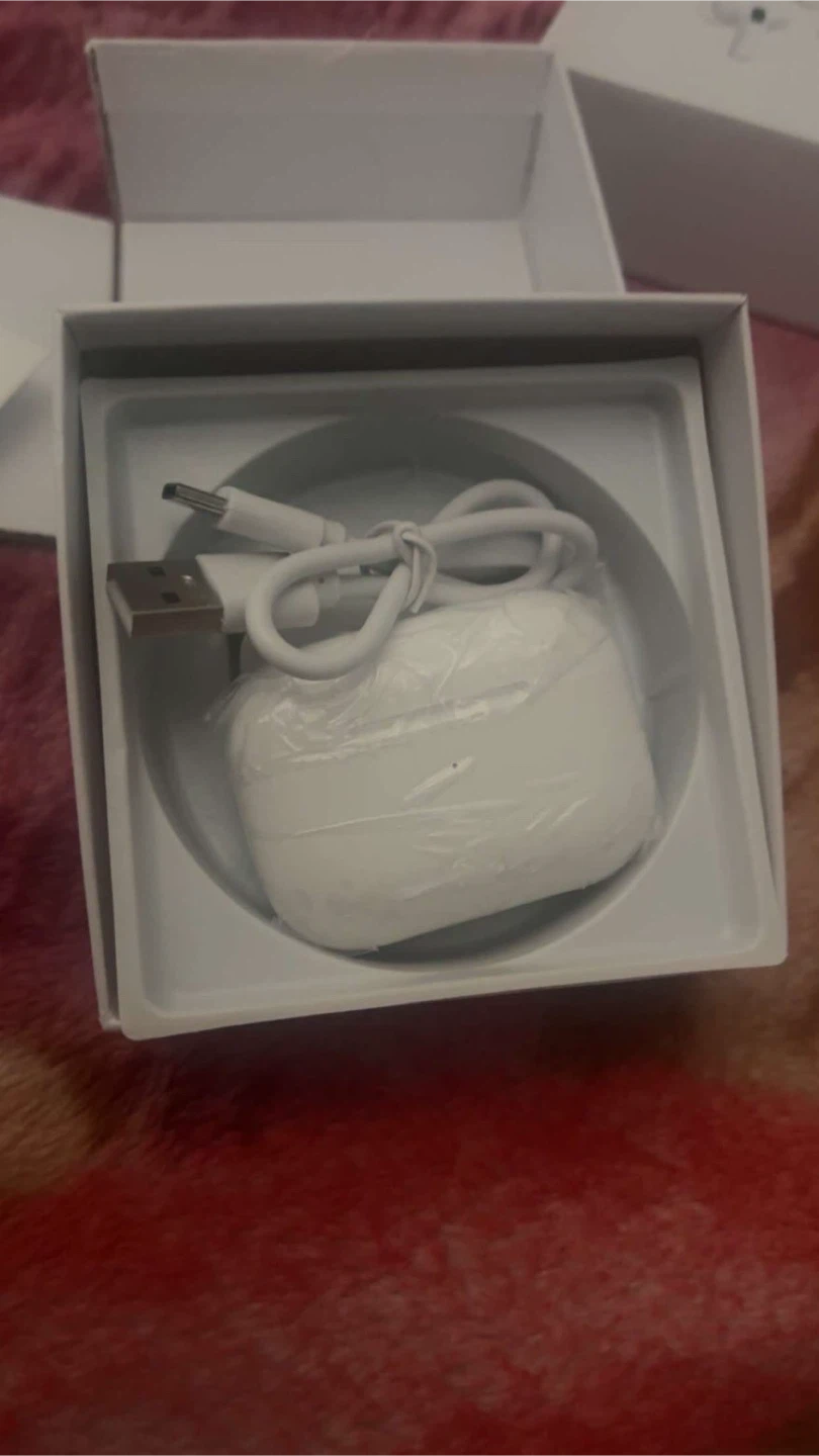 Apple AirPods Pro (2nd Gen) - photo 2