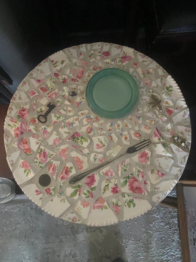 Vintage Mosaic Floral Accent Table - photo 4