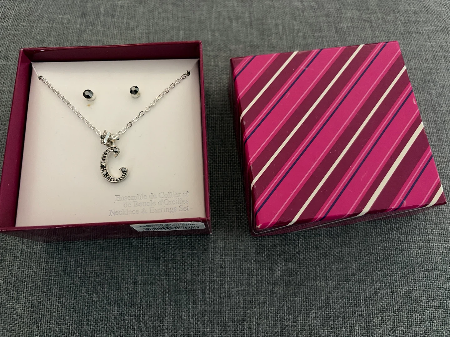 NEW Letter C Necklace and Earrings Set