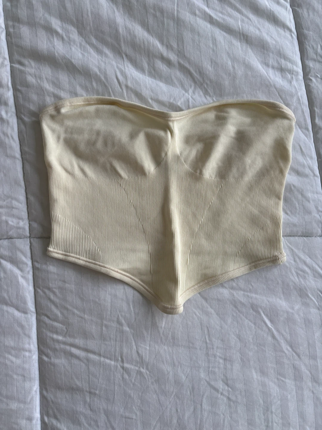 Clothing - photo 4