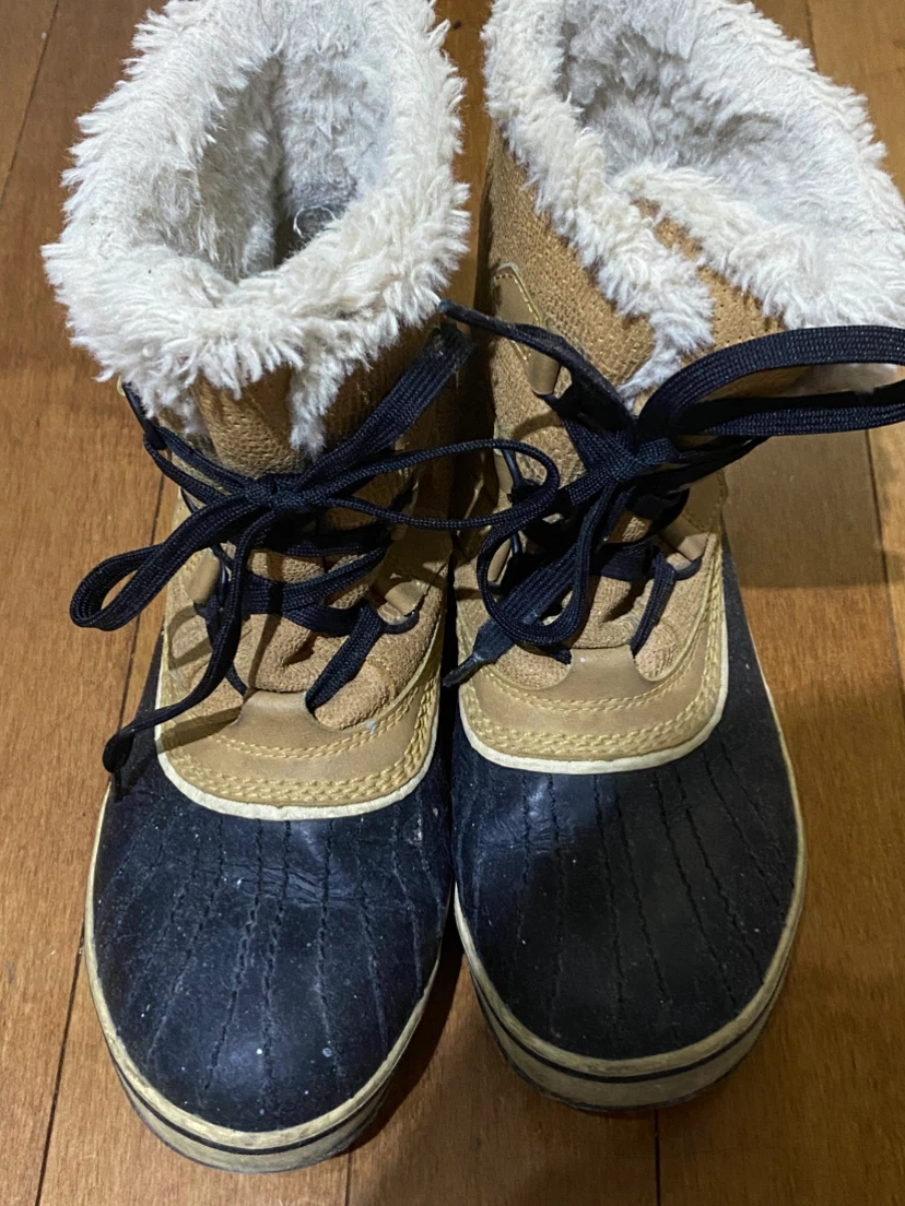 Sorel Women's Winter Boots - Size 8