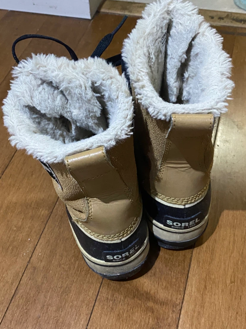 Sorel Women's Winter Boots - Size 8 - photo 2