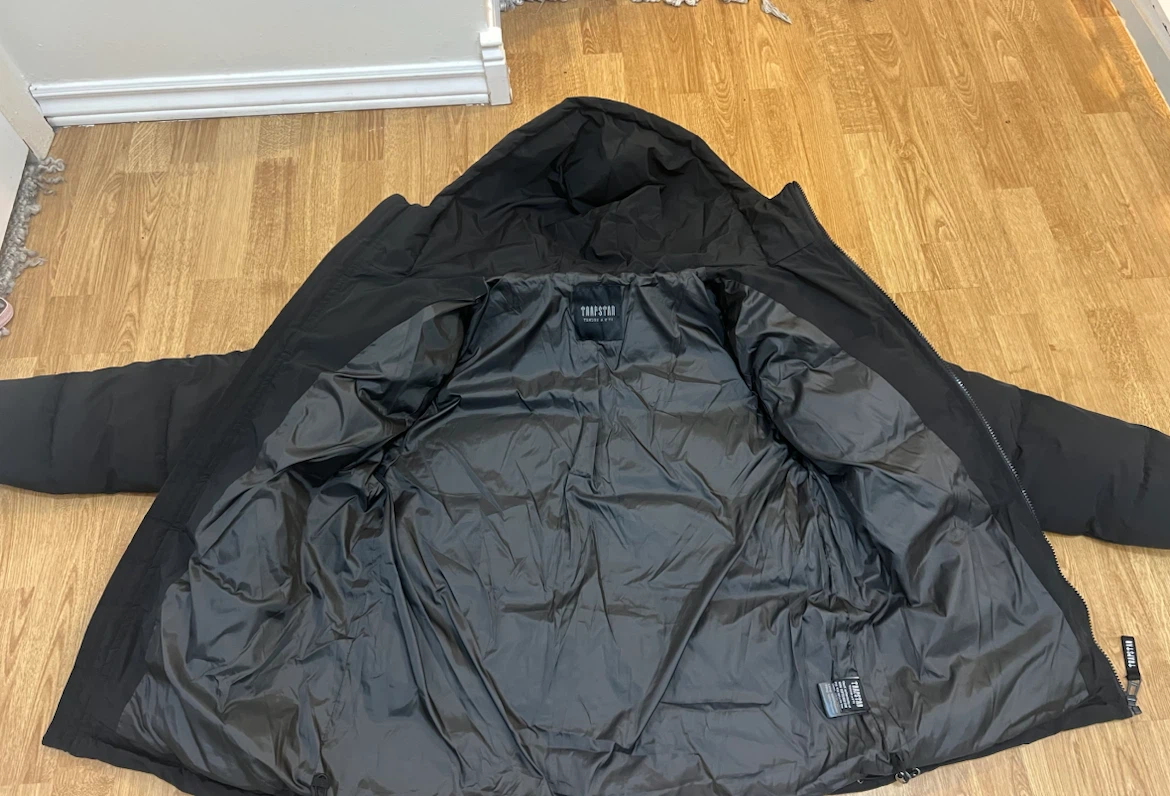 Trapstar Black Puffer Jacket - photo 2
