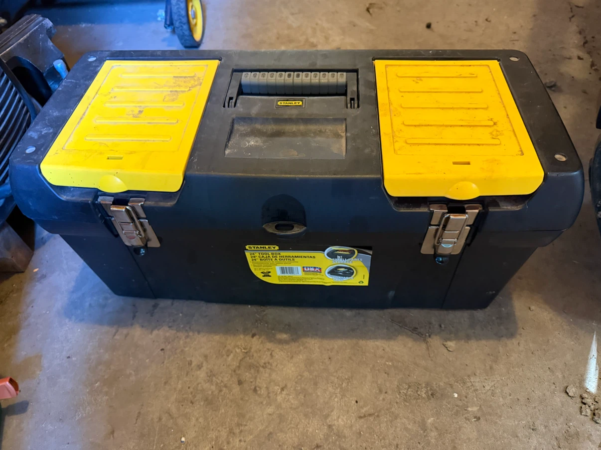 Stanley 24 inch Tool Box