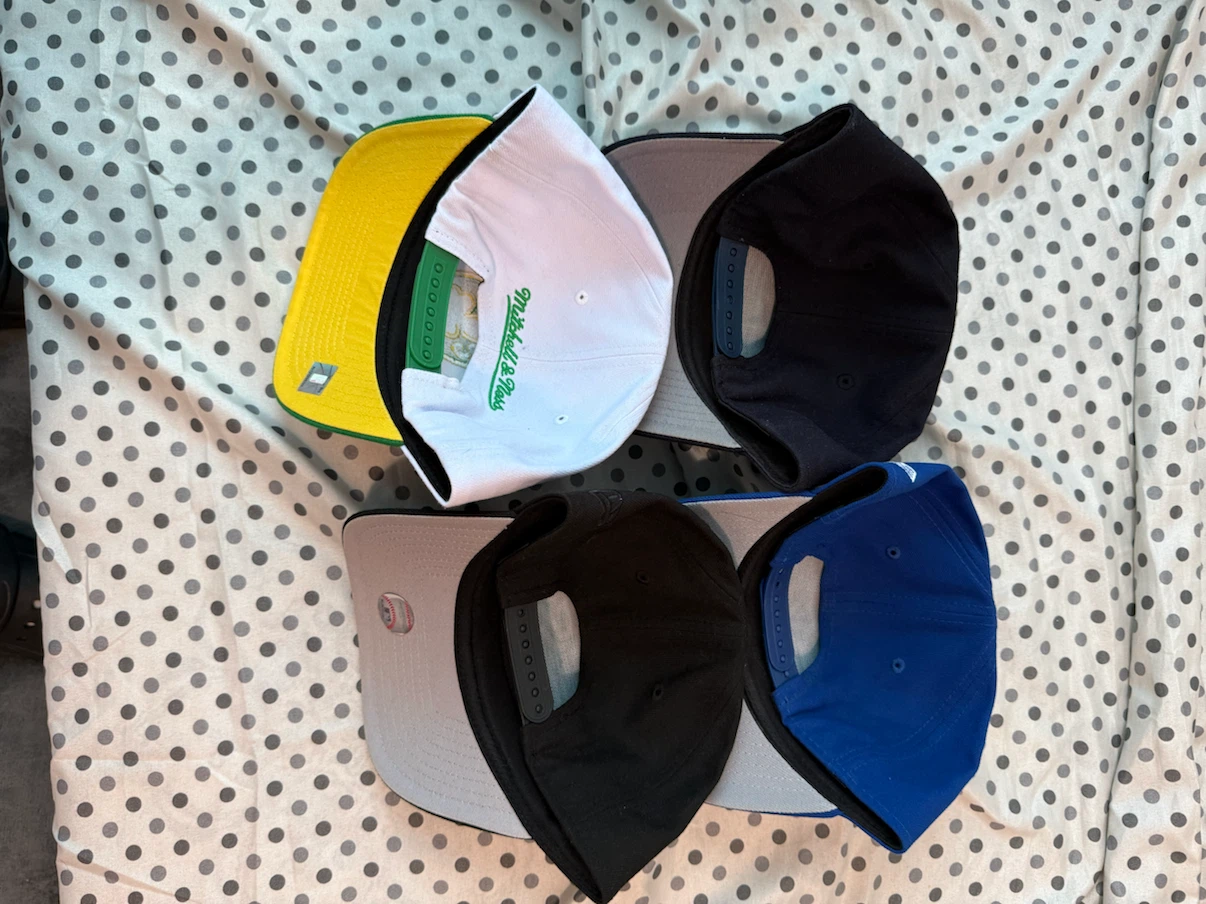 New Era MLB & NBA Baseball Caps - Lot of 5 - photo 2