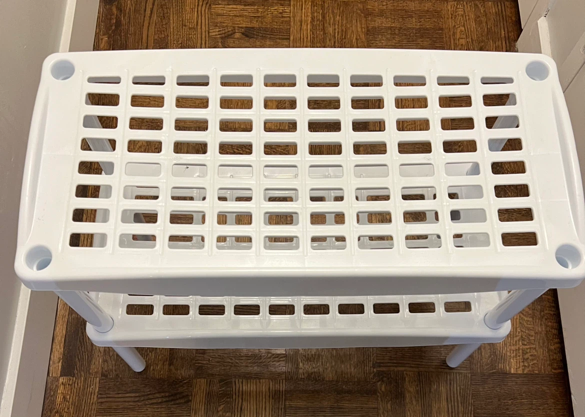 White Two-Tier Plastic Storage Shelf - photo 2