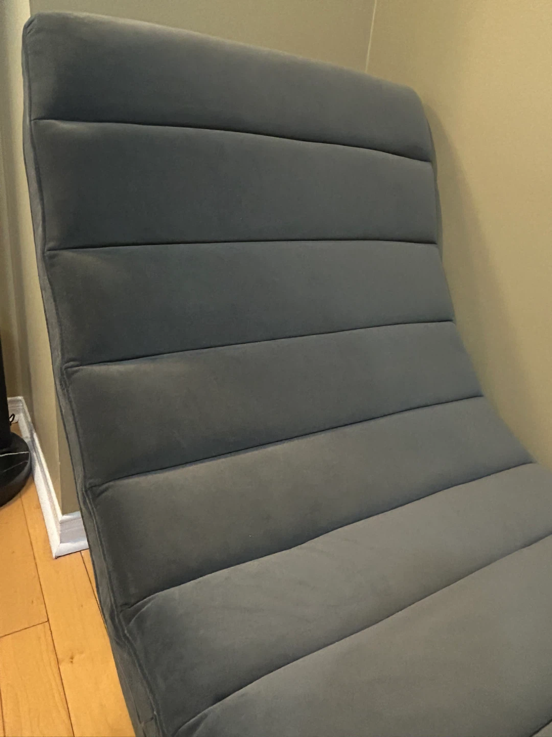Chaise Lounge with Gold Base - photo 3