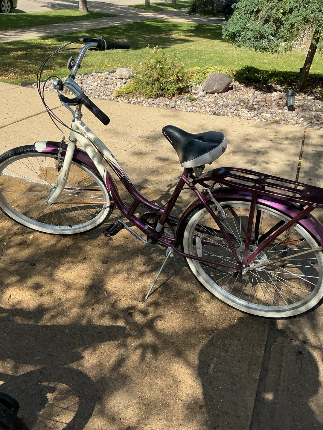 Schwinn Sanctuary 7 Cruiser Bicycle