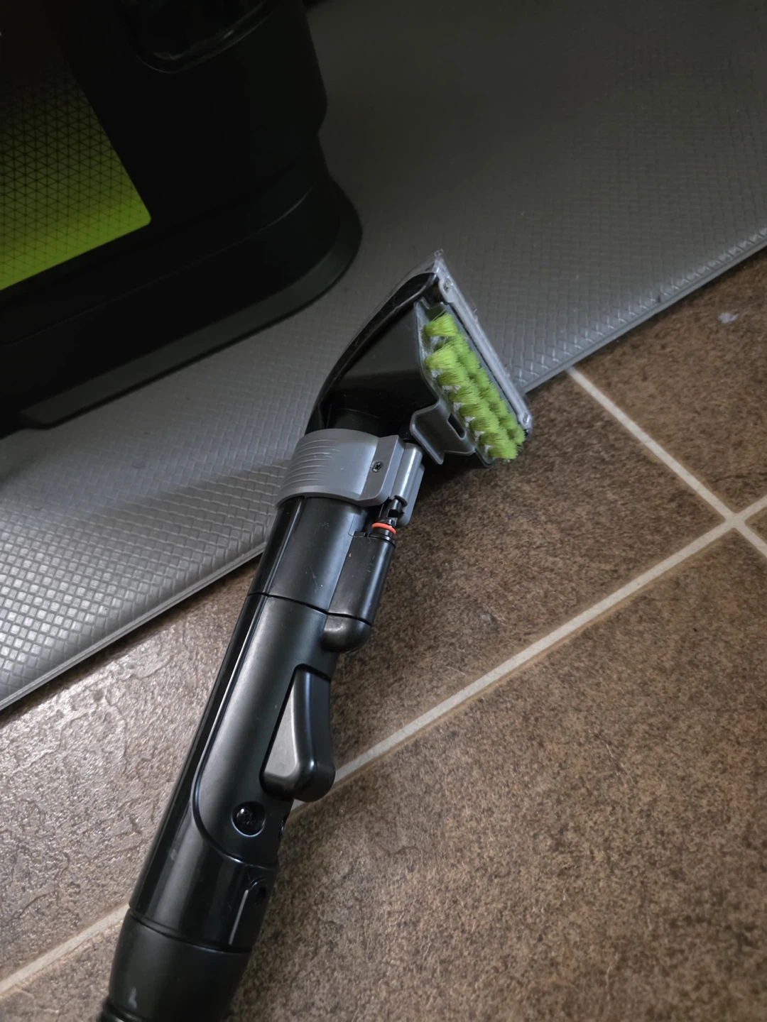 Bissell Little Green Max Pet Portable Carpet Cleaner - photo 2