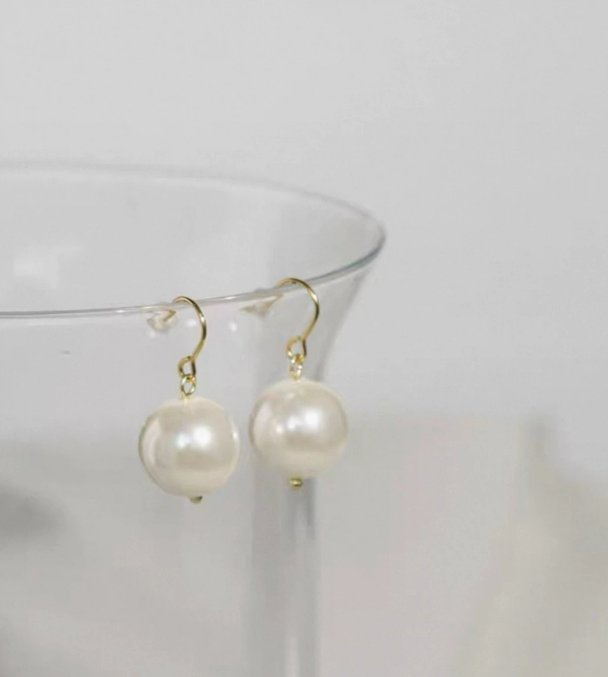 Japanese pearl earrings