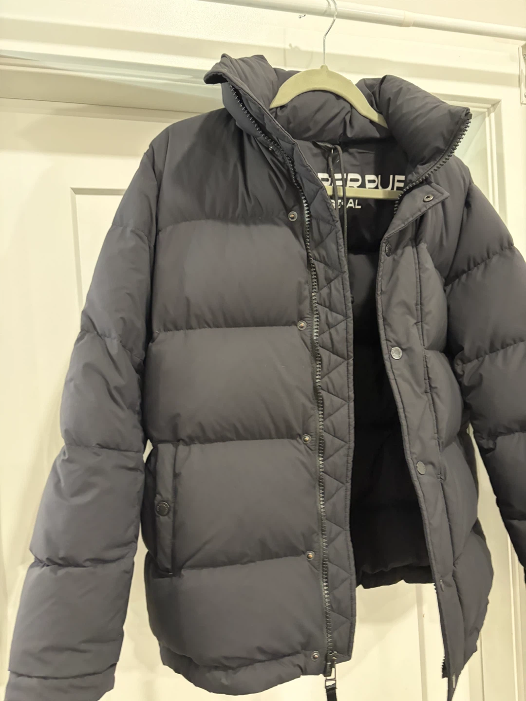 Aritzia The Super Puff Original - Black - Size XS