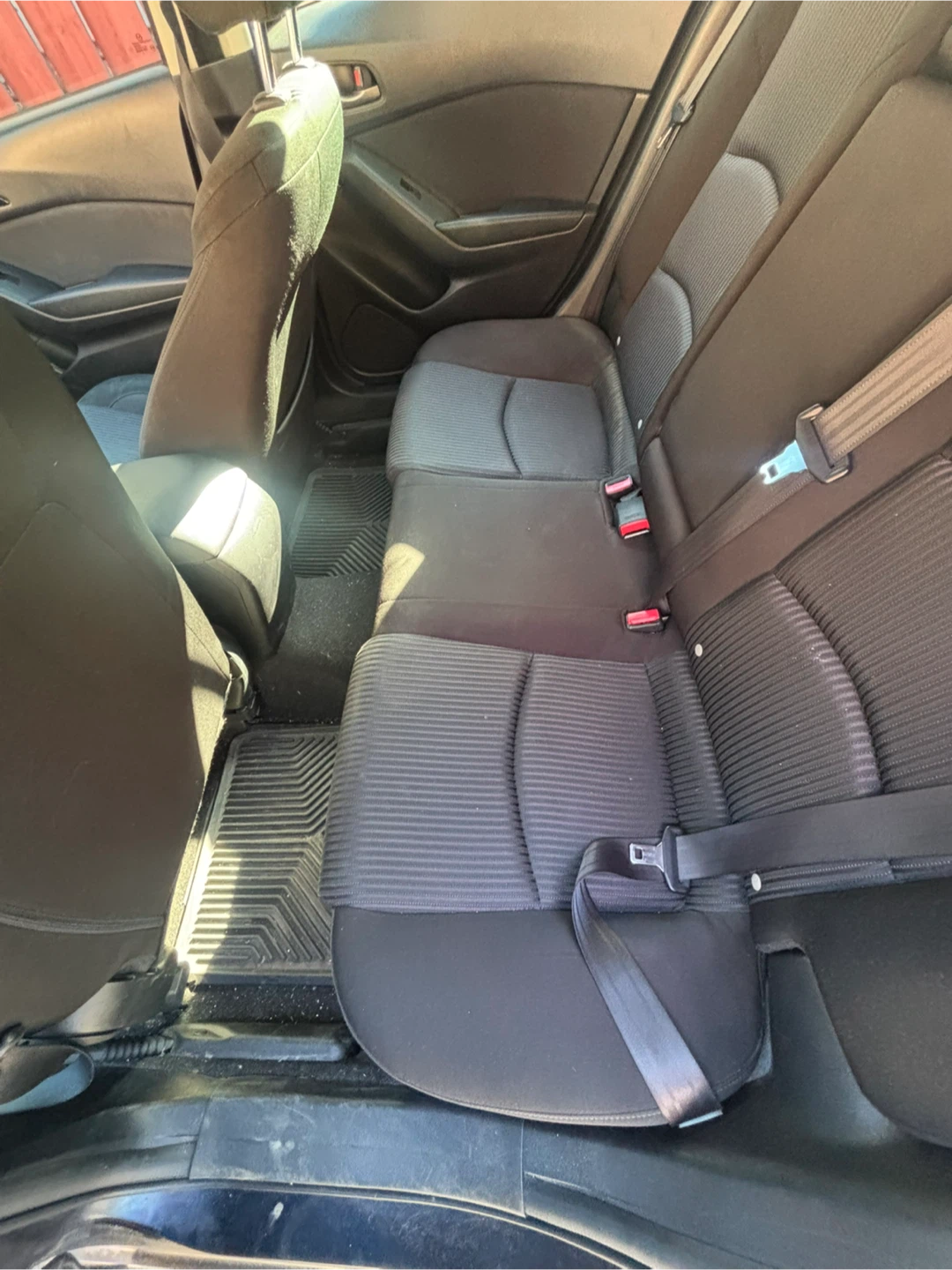 Car - photo 4