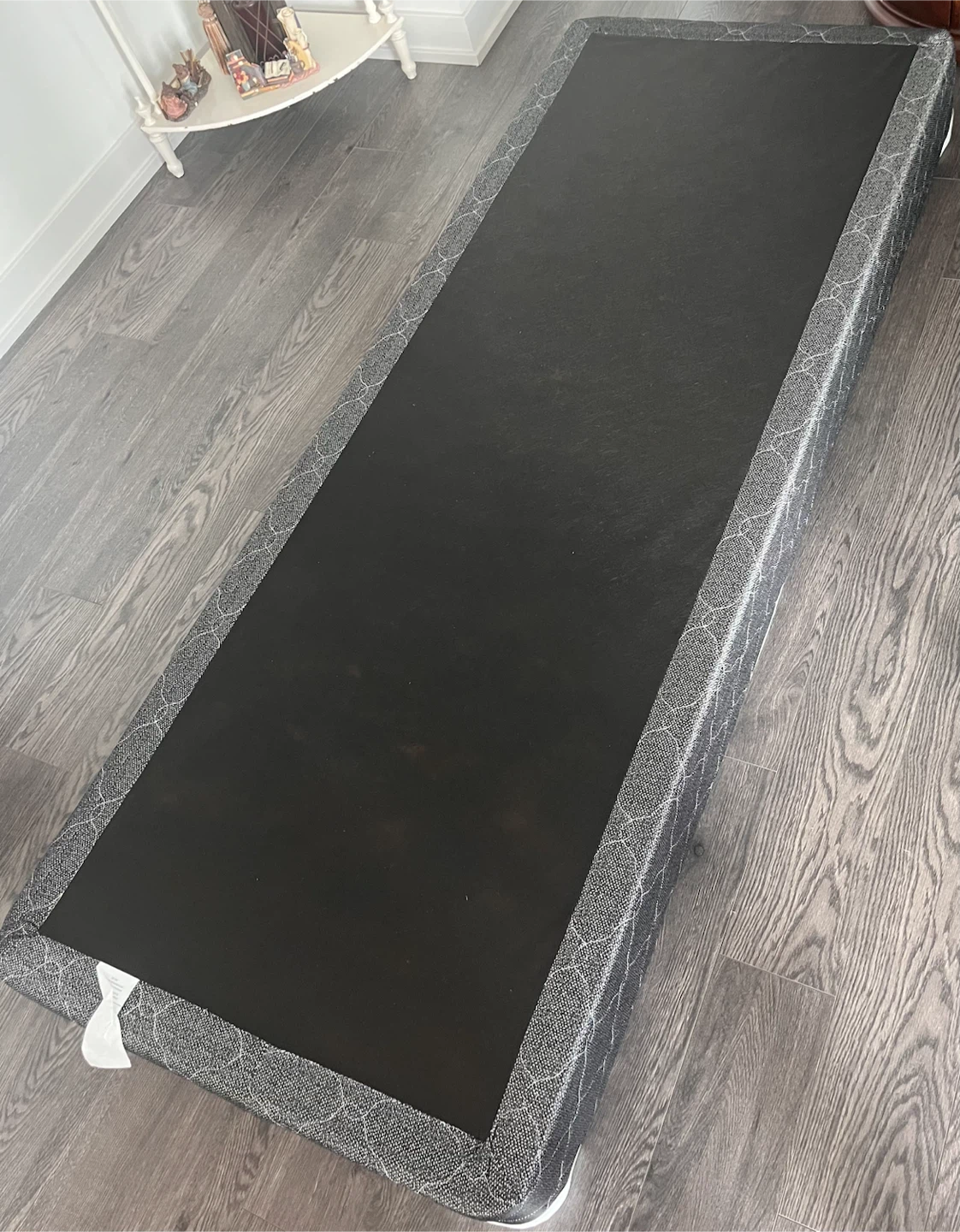 Twin size bed box spring - photo 3