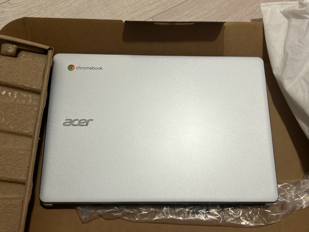 Acer Chromebook 11.6" Silver - photo 2