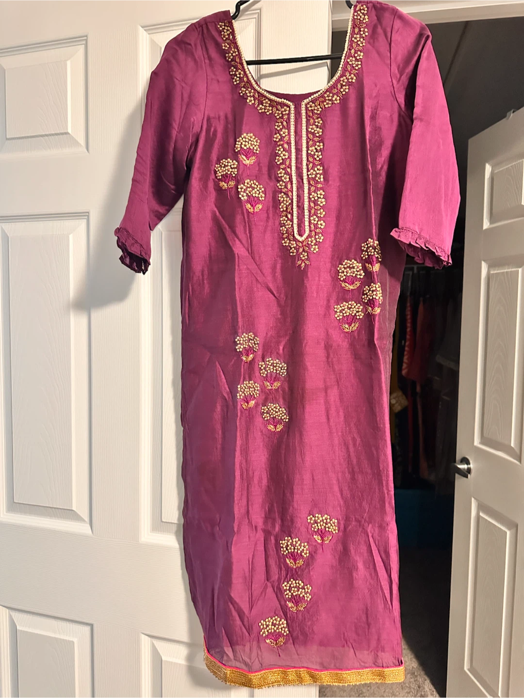 Women's Embroidered suit