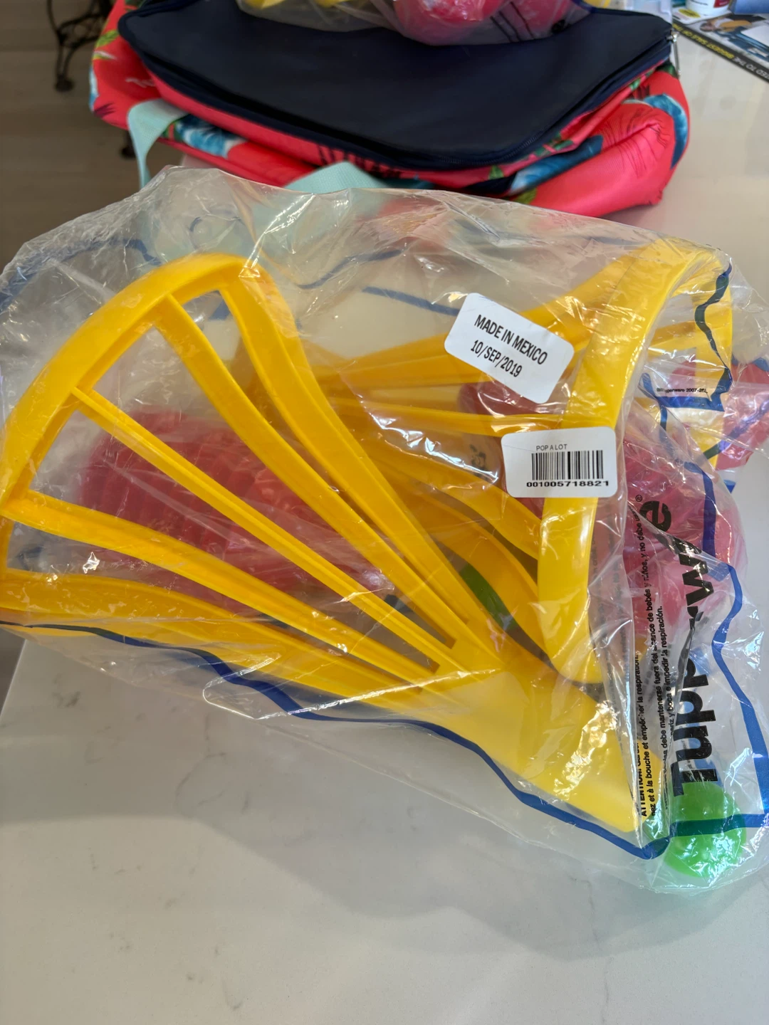 Tupperware POP A LOT Yellow