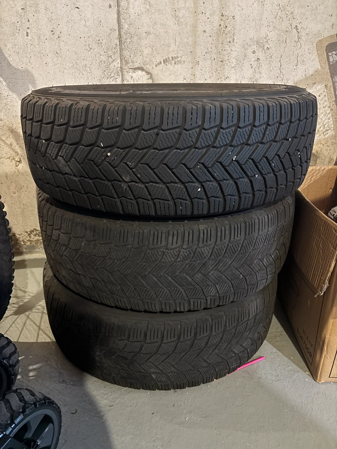 Michelin Winter Tires 225/65R17 on Rims – RAV4 – Set of 4 - photo 2