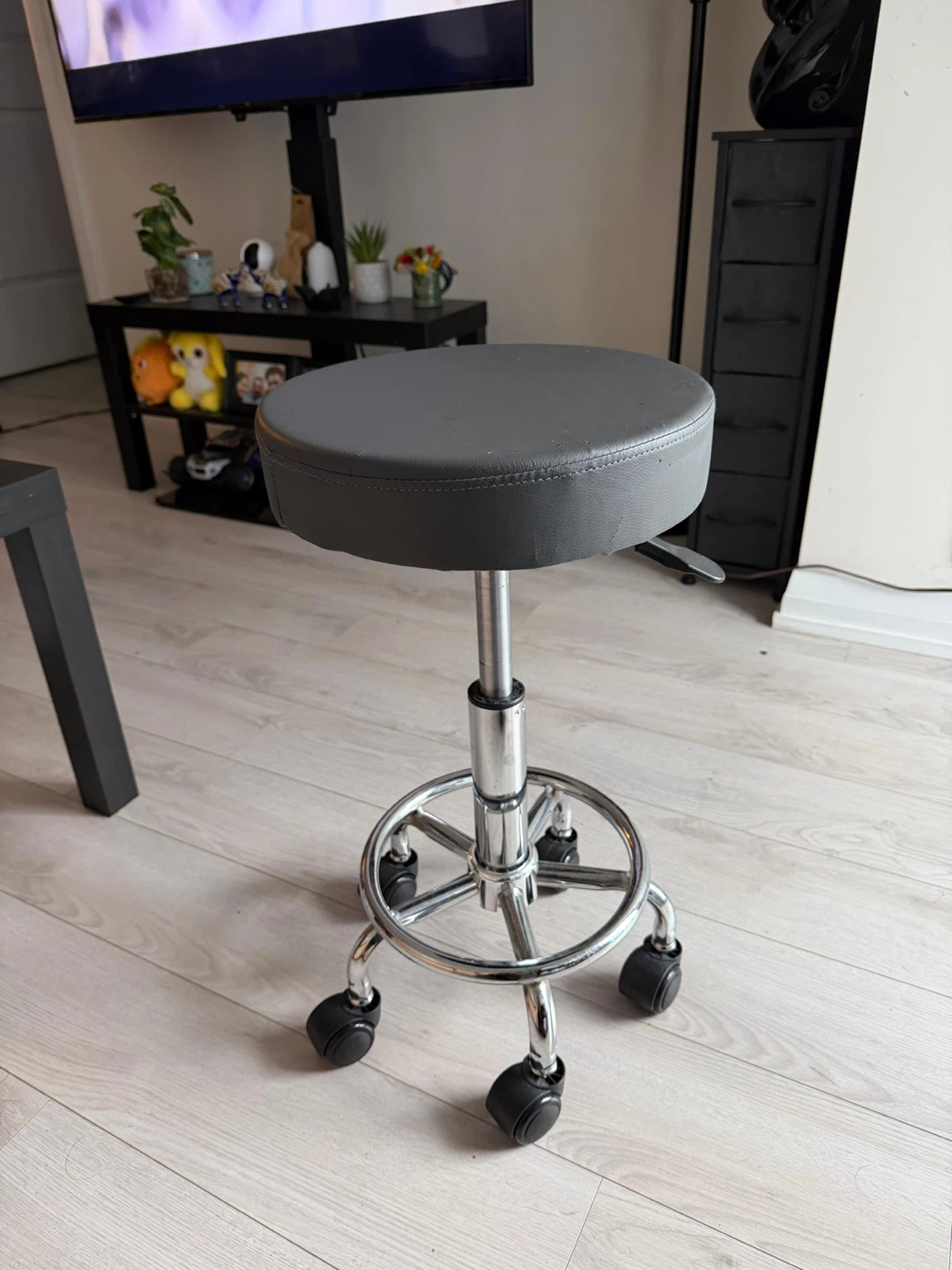 Adjustable Rolling Stool